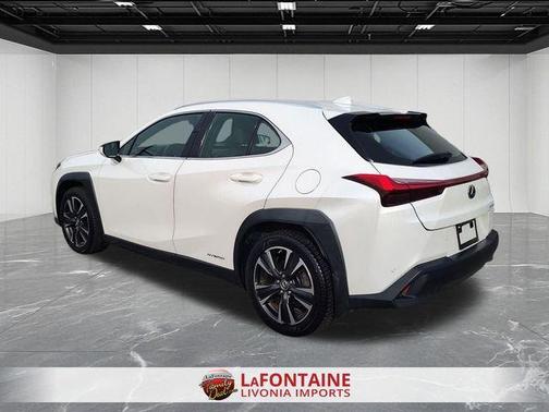 2020 Lexus UX 250h Base