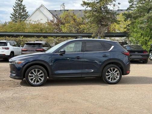 Deep Crystal Blue Mica 2019 Mazda CX-5 Signature