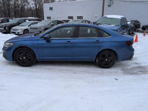 2022 Volkswagen Jetta 1.5T SE