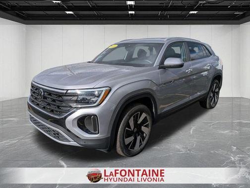 2025 Volkswagen Atlas Cross Sport 2.0T SE w/Technology