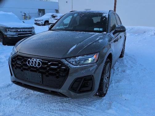 2025 Audi Q5 45 S line quattro Premium