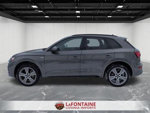 2025 Audi Q5 45 S line quattro Premium