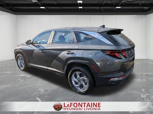 2023 Hyundai TUCSON SE