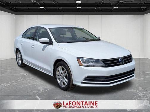 Pure White 2017 Volkswagen Jetta 1.4T S