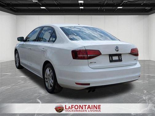 Pure White 2017 Volkswagen Jetta 1.4T S