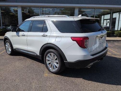 White Metallic 2020 Ford Explorer Limited