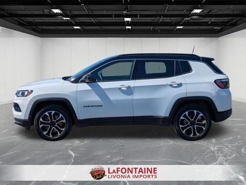 Bright White Clearcoat 2024 Jeep Compass Limited