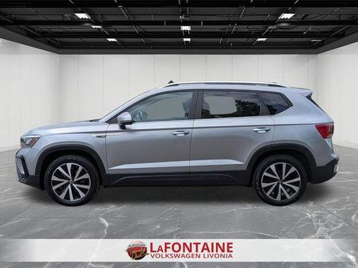 Pyrite Silver Metallic 2023 Volkswagen Taos 1.5T SE