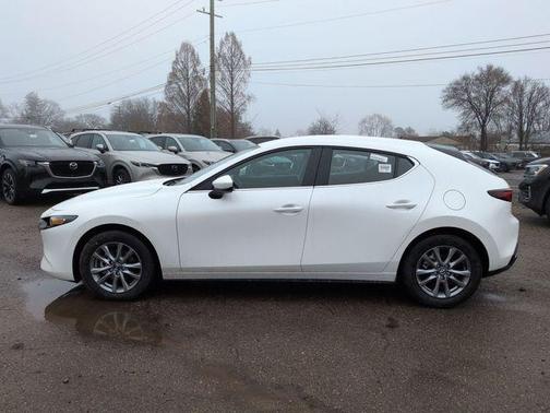 2026 Mazda Mazda3 FWD