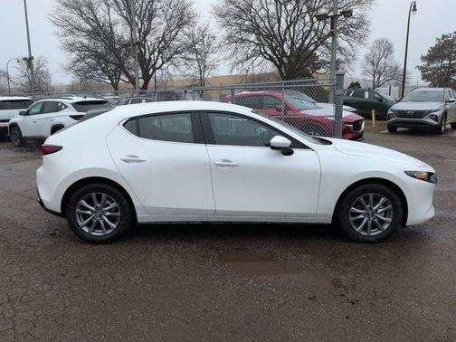 2026 Mazda Mazda3 FWD