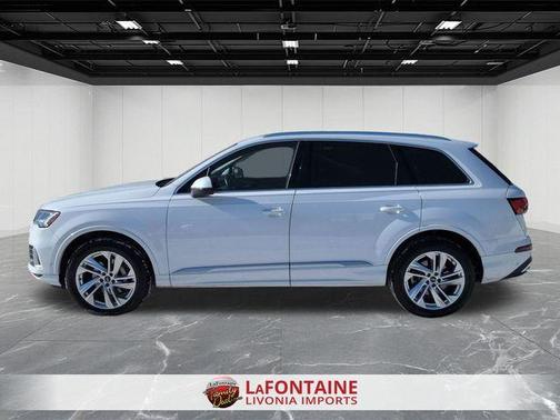 2024 Audi Q7 55 Premium Plus