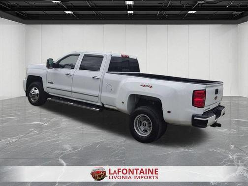 Summit White 2019 Chevrolet Silverado 3500 High Country