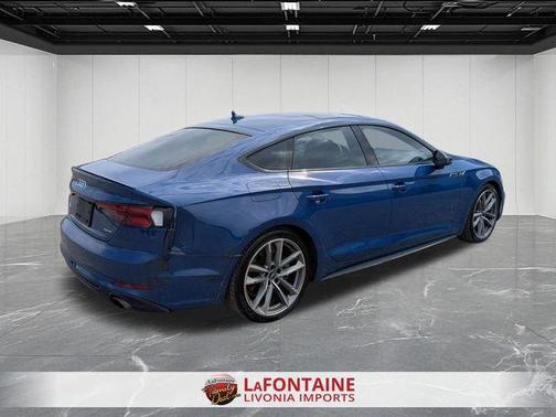Ascari Blue Metallic 2019 Audi A5 2.0T Premium