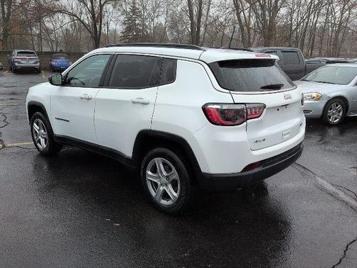 2023 Jeep Compass Latitude
