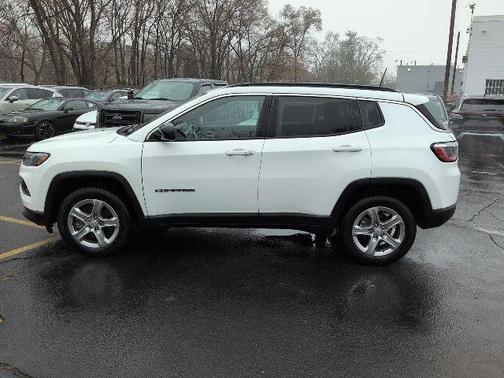 2023 Jeep Compass Latitude