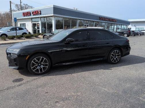 Black Sapphire Metallic 2023 BMW 760 760i xDrive