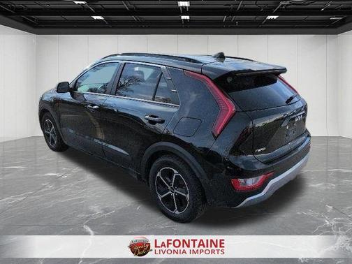 2023 Kia Niro EX