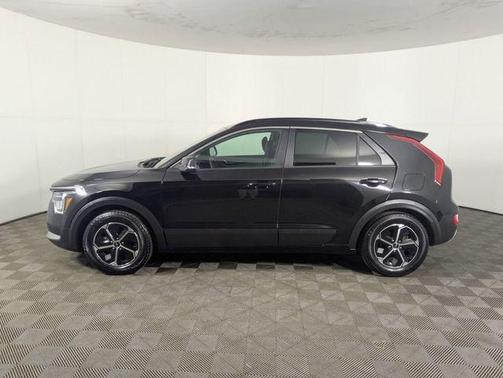 2023 Kia Niro EX