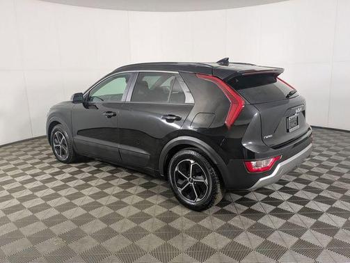 2023 Kia Niro EX