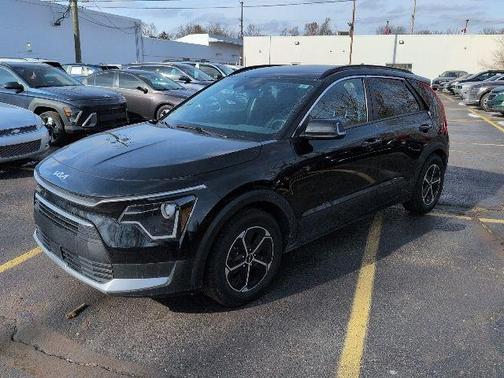 2023 Kia Niro EX