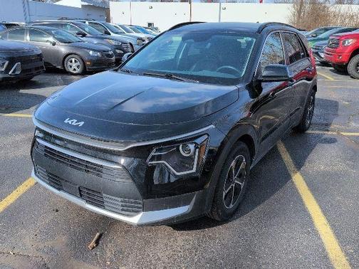 2023 Kia Niro EX