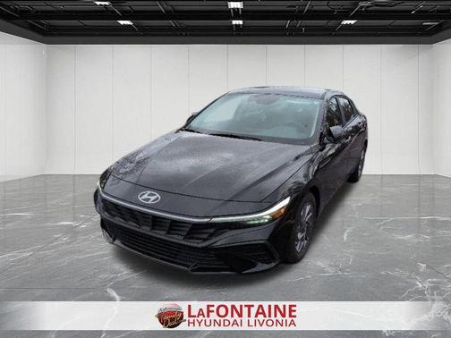 2024 Hyundai ELANTRA SEL