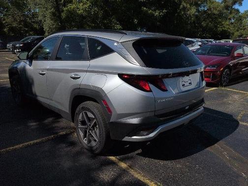 Shimmering Silver 2026 Hyundai TUCSON SEL