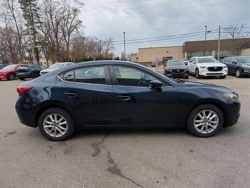 2016 Mazda Mazda3 i Sport
