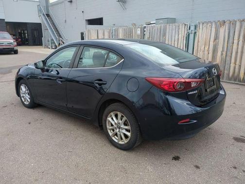 2016 Mazda Mazda3 i Sport