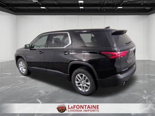 2023 Chevrolet Traverse LS