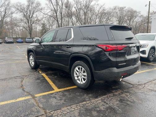 2023 Chevrolet Traverse LS