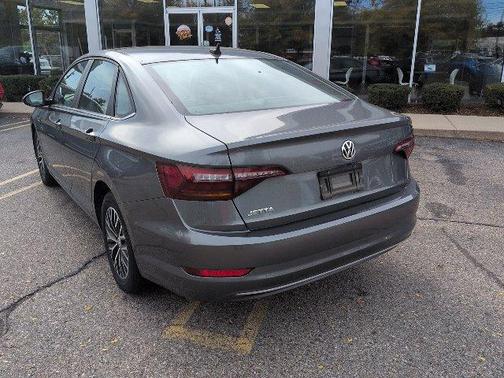Platinum Gray Metallic 2019 Volkswagen Jetta 1.4T SEL