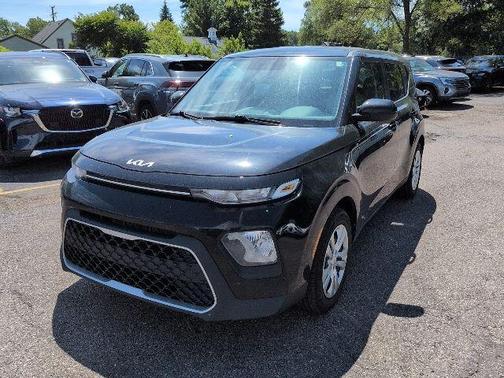 Cherry Black 2022 Kia Soul LX