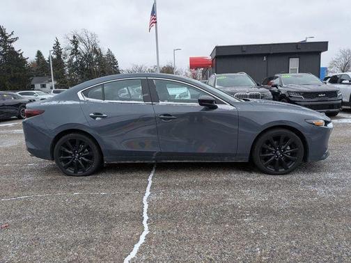 2025 Mazda Mazda3 2.5 S Carbon Edition