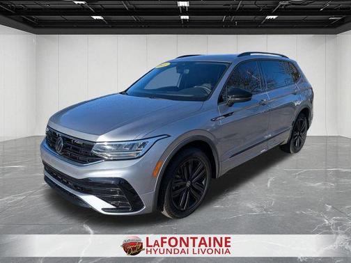 2022 Volkswagen Tiguan 2.0T SE R-Line Black