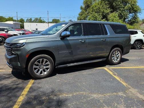 Silver Sage 2023 Chevrolet Suburban Premier