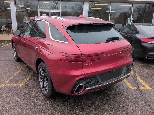 2022 Genesis GV70 2.5T
