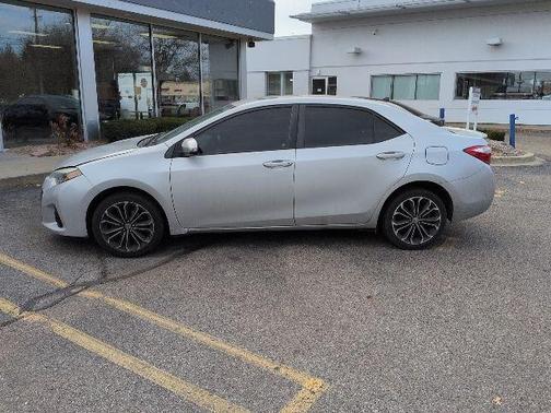 2016 Toyota Corolla S