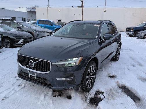 2023 Volvo XC60 B5 Core