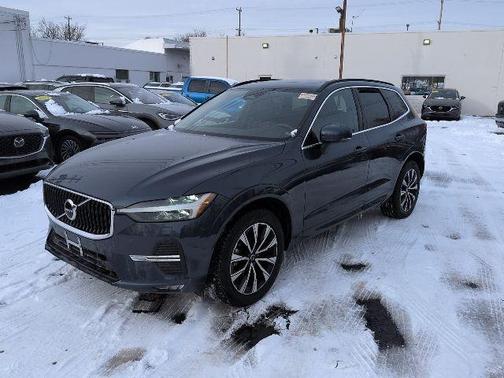 2023 Volvo XC60 B5 Core
