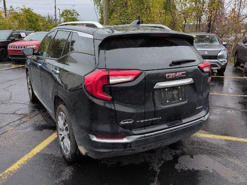 2023 GMC Terrain Denali