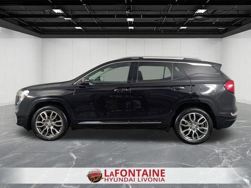 2023 GMC Terrain Denali