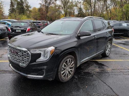 2023 GMC Terrain Denali