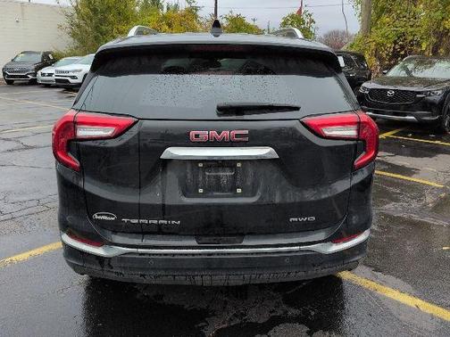 2023 GMC Terrain Denali