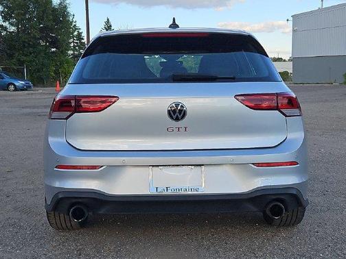 Reflex Silver Metallic 2023 Volkswagen Golf GTI 2.0T SE