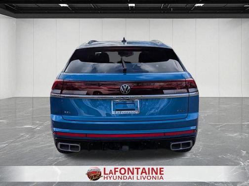 2024 Volkswagen Atlas Cross Sport 2.0T SEL R-Line