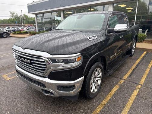 Diamond Black 2019 RAM 1500 Longhorn