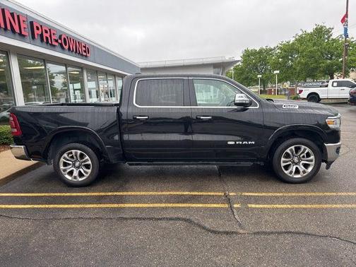 Diamond Black 2019 RAM 1500 Longhorn