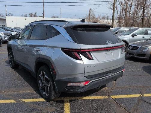 Shimmering Silver 2023 Hyundai TUCSON SEL