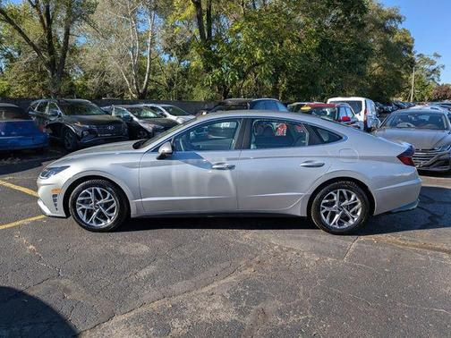 2023 Hyundai SONATA SEL